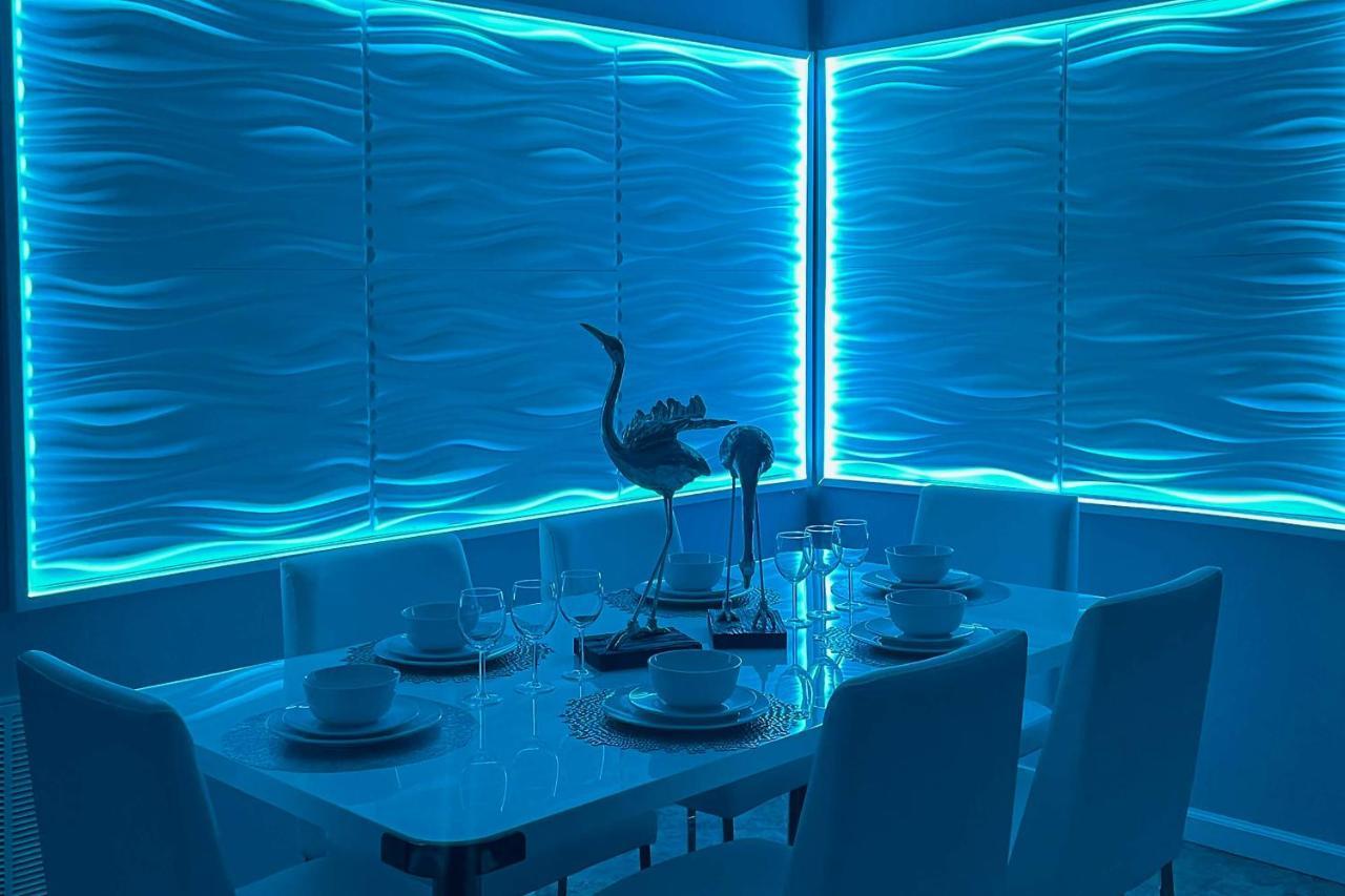 Villa With Home Theater, Bar And Poolside Cinema! Four Corners Extérieur photo